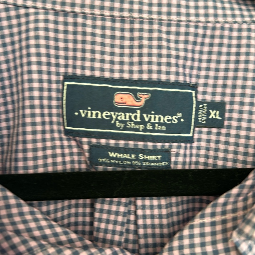 Vineyard Vines XL button down